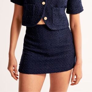 NWT - Abercrombie & Fitch Scarlett Tweed Mini Skort in Navy - Sz. Large